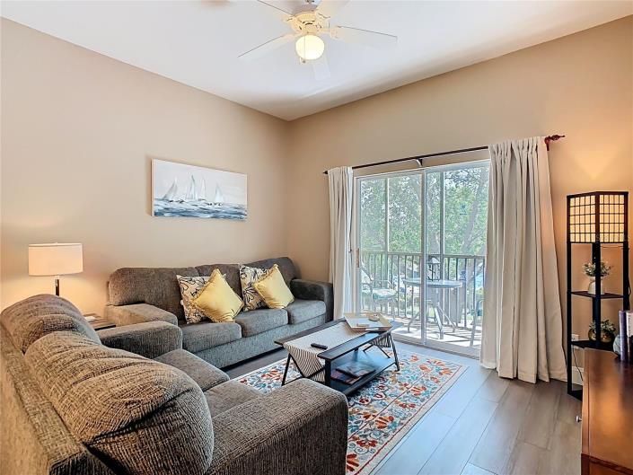 Image No.16-3 Bed Condo for sale