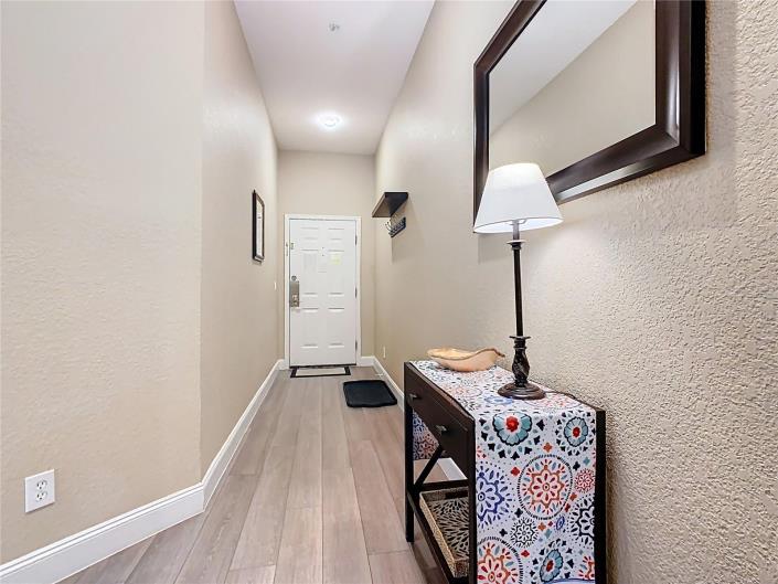 Image No.18-3 Bed Condo for sale