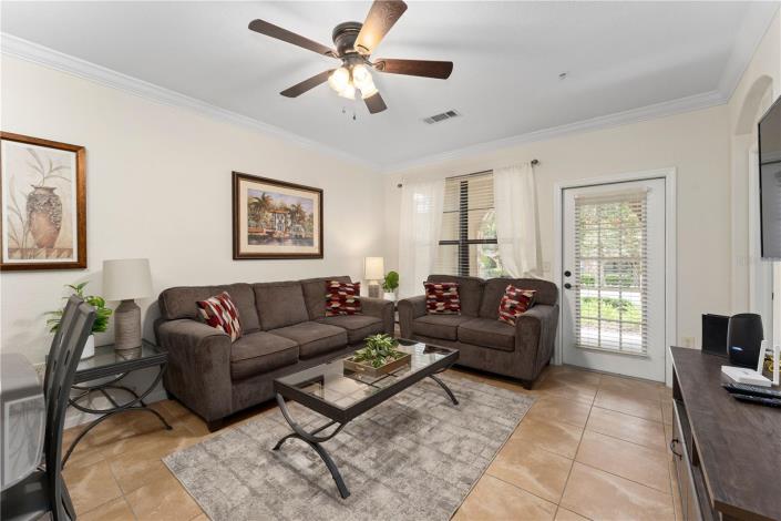 Image No.12-4 Bed Condo for sale