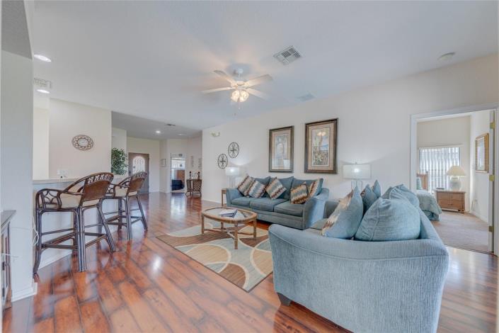 Image No.9-4 Bed Villa / Detached for sale