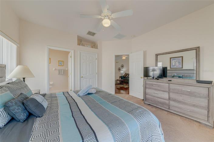 Image No.12-4 Bed Villa / Detached for sale