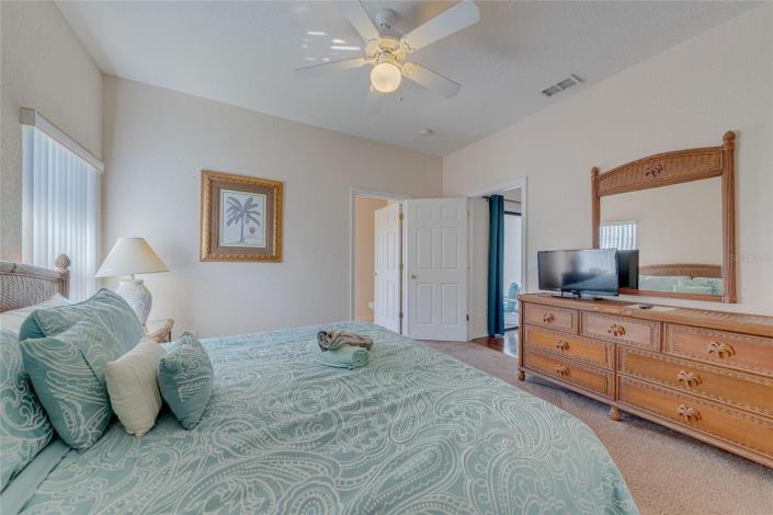 Image No.14-4 Bed Villa / Detached for sale