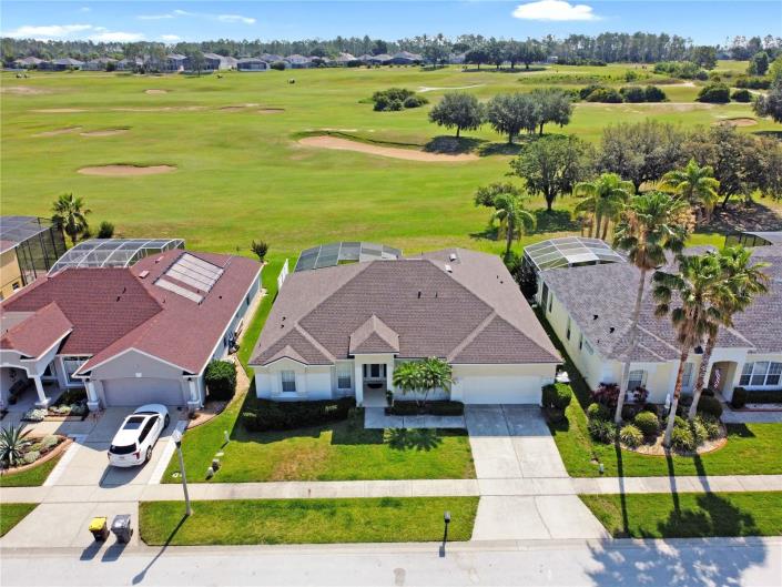 Image No.1-4 Bed Villa / Detached for sale