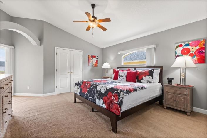 Image No.29-4 Bed Villa / Detached for sale