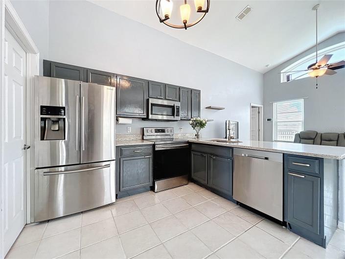 Image No.9-3 Bed Villa / Detached for sale