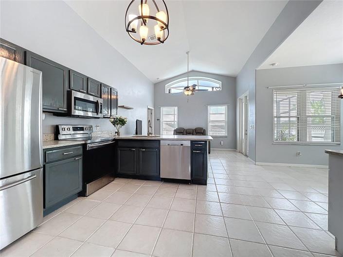 Image No.10-3 Bed Villa / Detached for sale