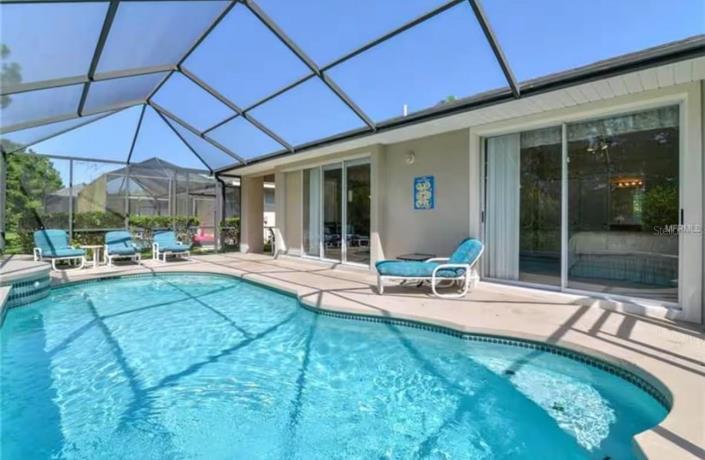 Image No.2-4 Bed Villa / Detached for sale