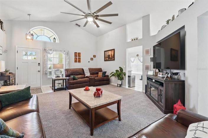 Image No.8-3 Bed Villa / Detached for sale