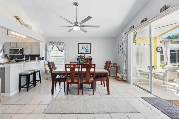 Image No.10-3 Bed Villa / Detached for sale