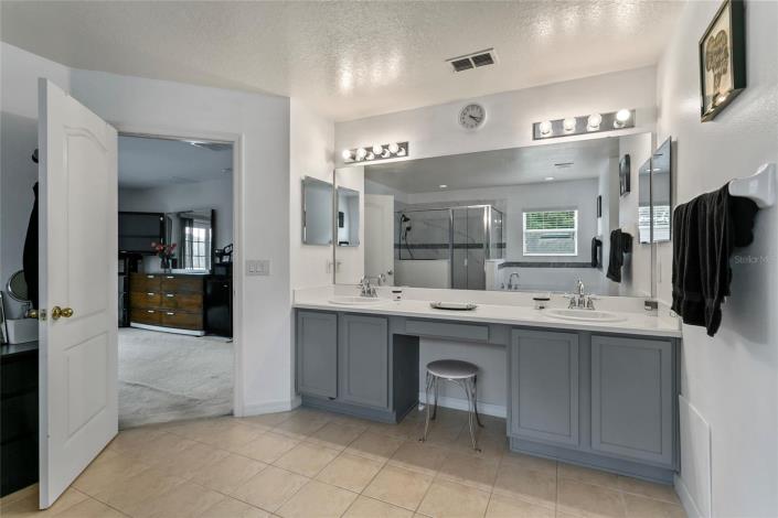 Image No.20-5 Bed Villa / Detached for sale