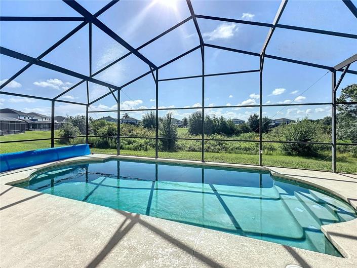 Image No.2-Villa / Détaché de 5 chambres à vendre à Davenport