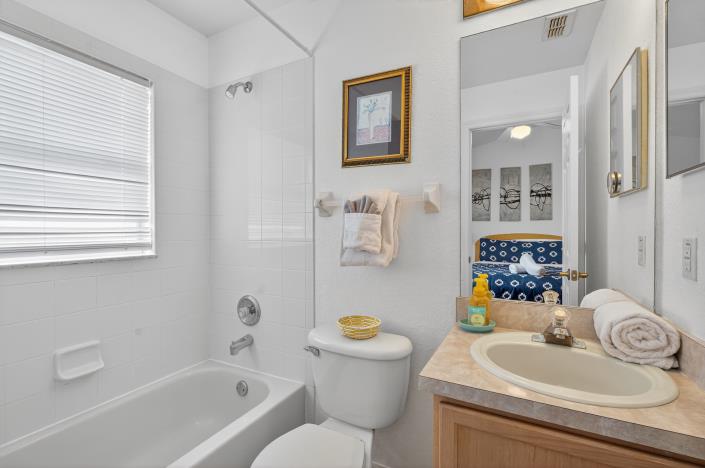 Image No.29-4 Bed Villa / Detached for sale