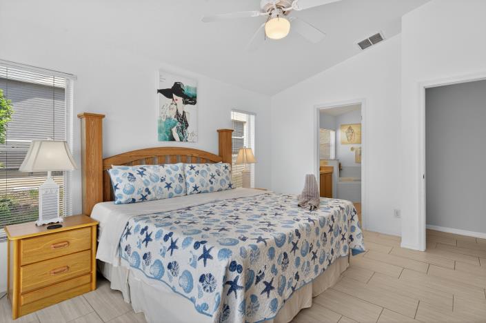 Image No.23-4 Bed Villa / Detached for sale