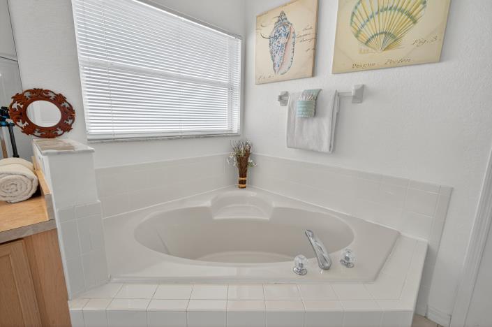 Image No.25-4 Bed Villa / Detached for sale