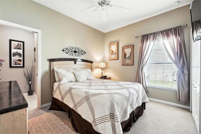 Image No.24-4 Bed Villa / Detached for sale