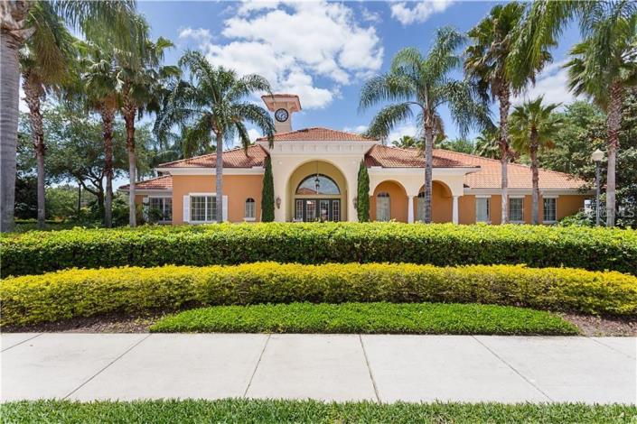 Image No.28-5 Bed Villa / Detached for sale