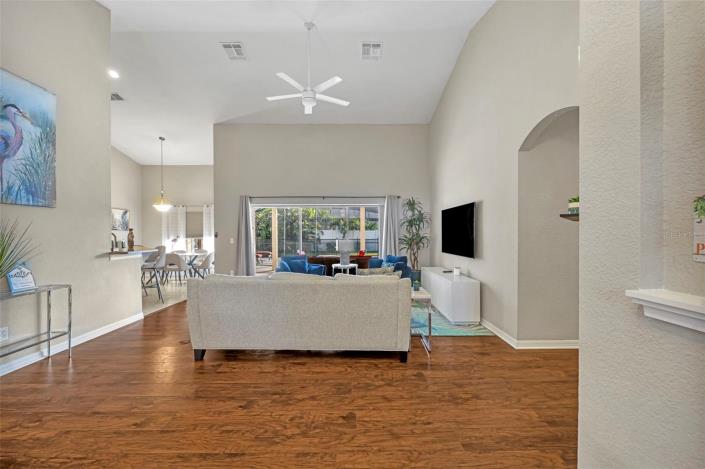 Image No.5-Villa / Détaché de 4 chambres à vendre à Davenport