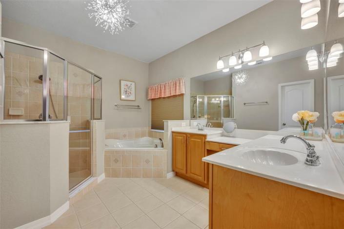 Image No.15-Villa / Détaché de 4 chambres à vendre à Davenport