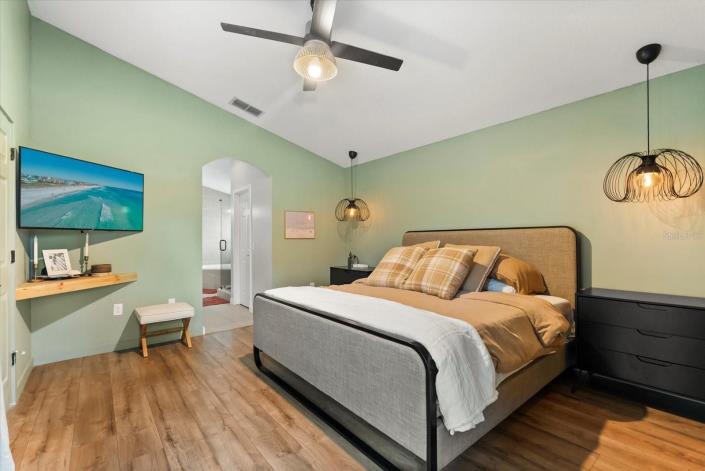 Image No.28-4 Bed Villa / Detached for sale