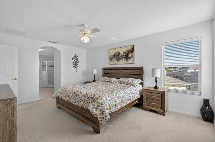 Image No.8-5 Bed Villa / Detached for sale