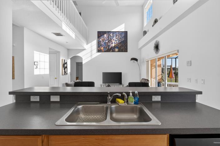 Image No.36-5 Bed Villa / Detached for sale