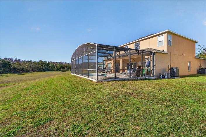 Image No.45-5 Bed Villa / Detached for sale