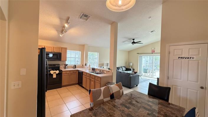 Image No.10-Villa / Détaché de 4 chambres à vendre à Kissimmee