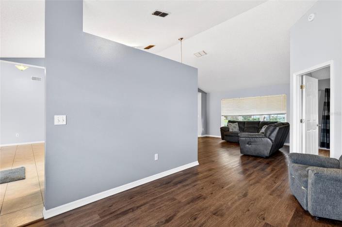 Image No.8-4 Bed Villa / Detached for sale