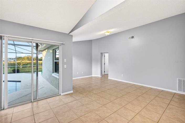 Image No.21-4 Bed Villa / Detached for sale