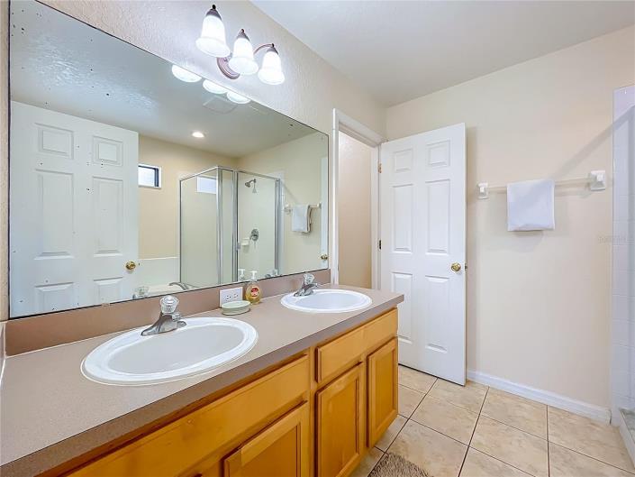 Image No.26-4 Bed Villa / Detached for sale