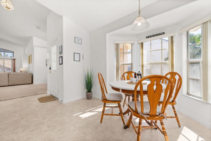 Image No.21-4 Bed Villa / Detached for sale