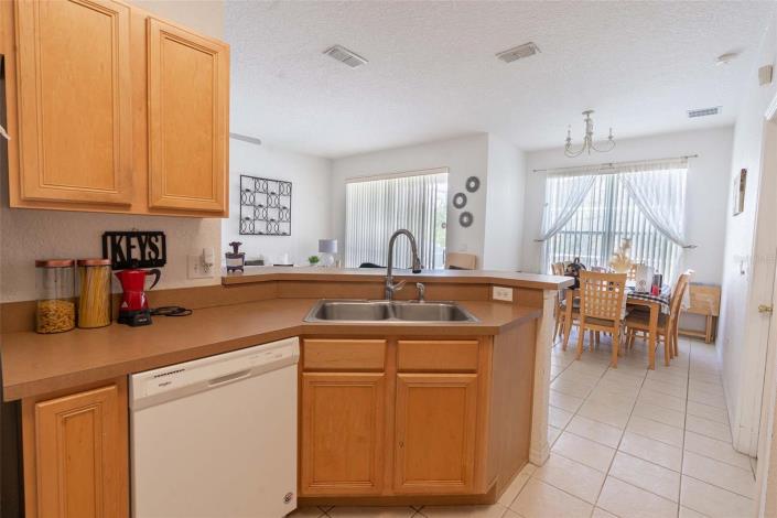 Image No.10-4 Bed Villa / Detached for sale