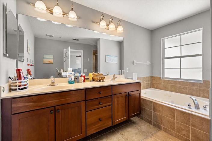 Image No.22-Condo de 3 chambres à vendre à Reunion