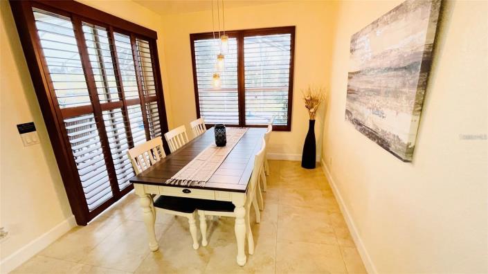 Image No.12-4 Bed Villa / Detached for sale