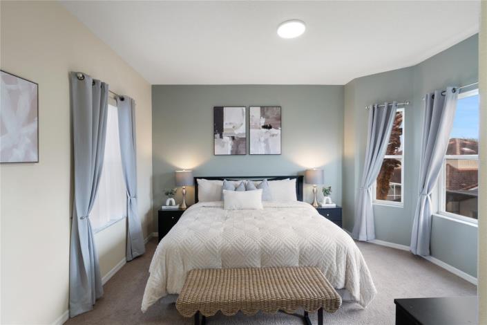 Image No.23-5 Bed Townhouse for sale