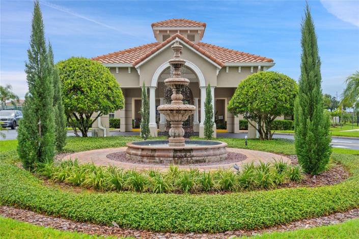 Image No.29-5 Bed Townhouse for sale