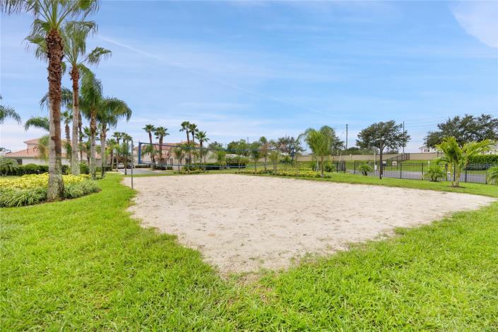 Image No.32-5 Bed Townhouse for sale