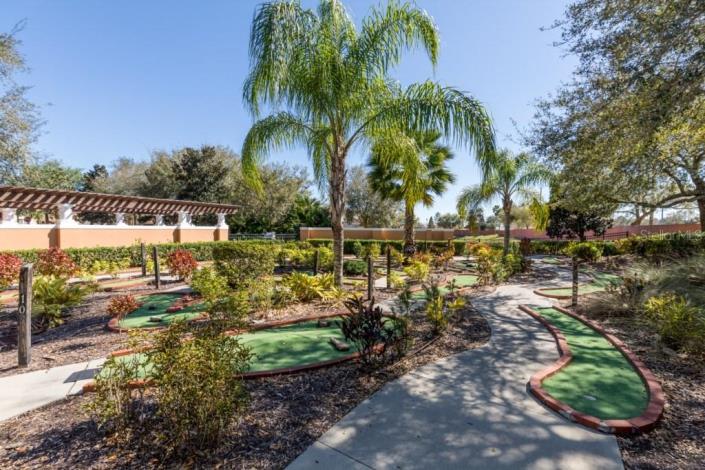 Image No.35-6 Bed Villa / Detached for sale