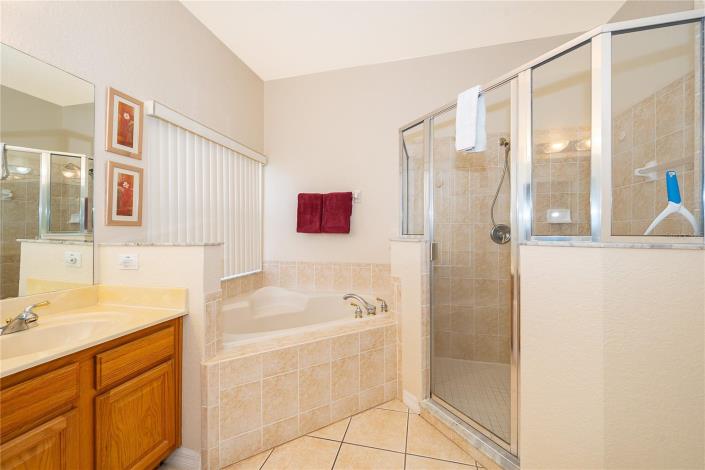 Image No.18-4 Bed Villa / Detached for sale