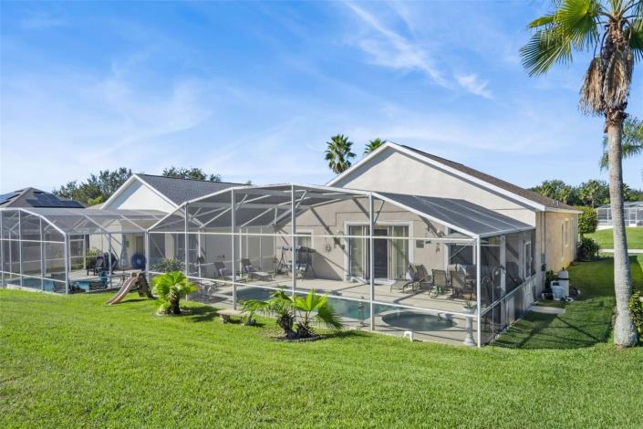 Image No.29-4 Bed Villa / Detached for sale