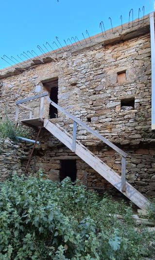 Image No.6-Maison de campagne de 5 chambres à vendre à Mani Kiparissos