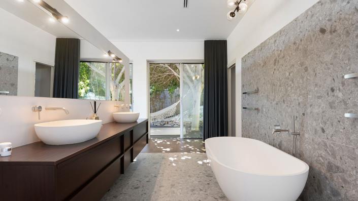 Image No.23-Villa de 5 chambres à vendre à Nueva Andalucia