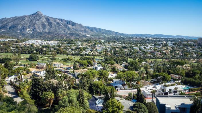 Image No.39-Villa de 5 chambres à vendre à Nueva Andalucia