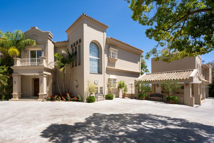 Image No.6-Villa de 7 chambres à vendre à Nueva Andalucia