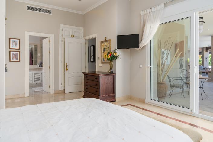 Image No.48-Villa de 7 chambres à vendre à Nueva Andalucia