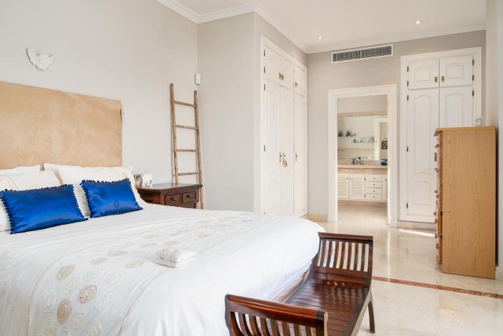 Image No.53-Villa de 7 chambres à vendre à Nueva Andalucia