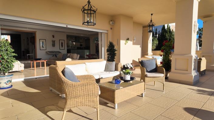 Image No.4-Villa / Détaché de 4 chambres à vendre à Nueva Andalucia