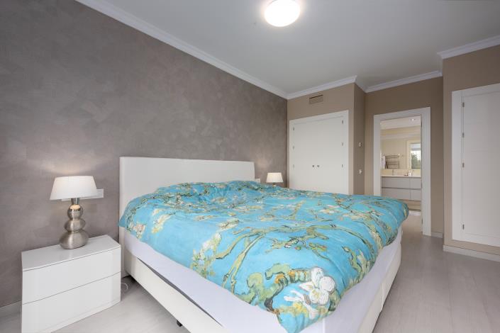 Image No.54-2 Bed Apartment for sale