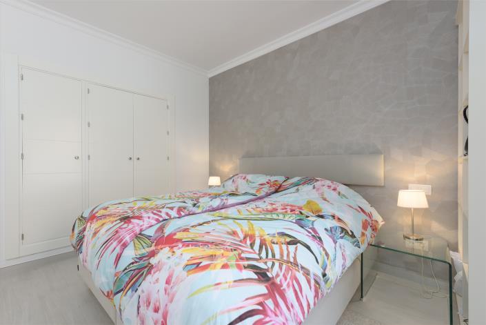 Image No.68-2 Bed Apartment for sale