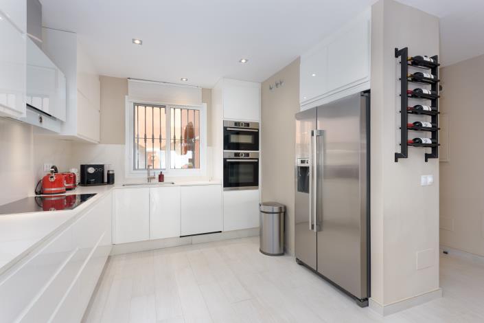 Image No.82-2 Bed Apartment for sale